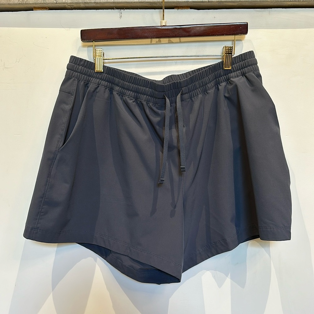 NWT Patagonia Women’s FleetWith Shorts